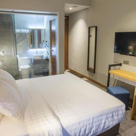 Redpine Boutique Hotel Skudai Esterno foto