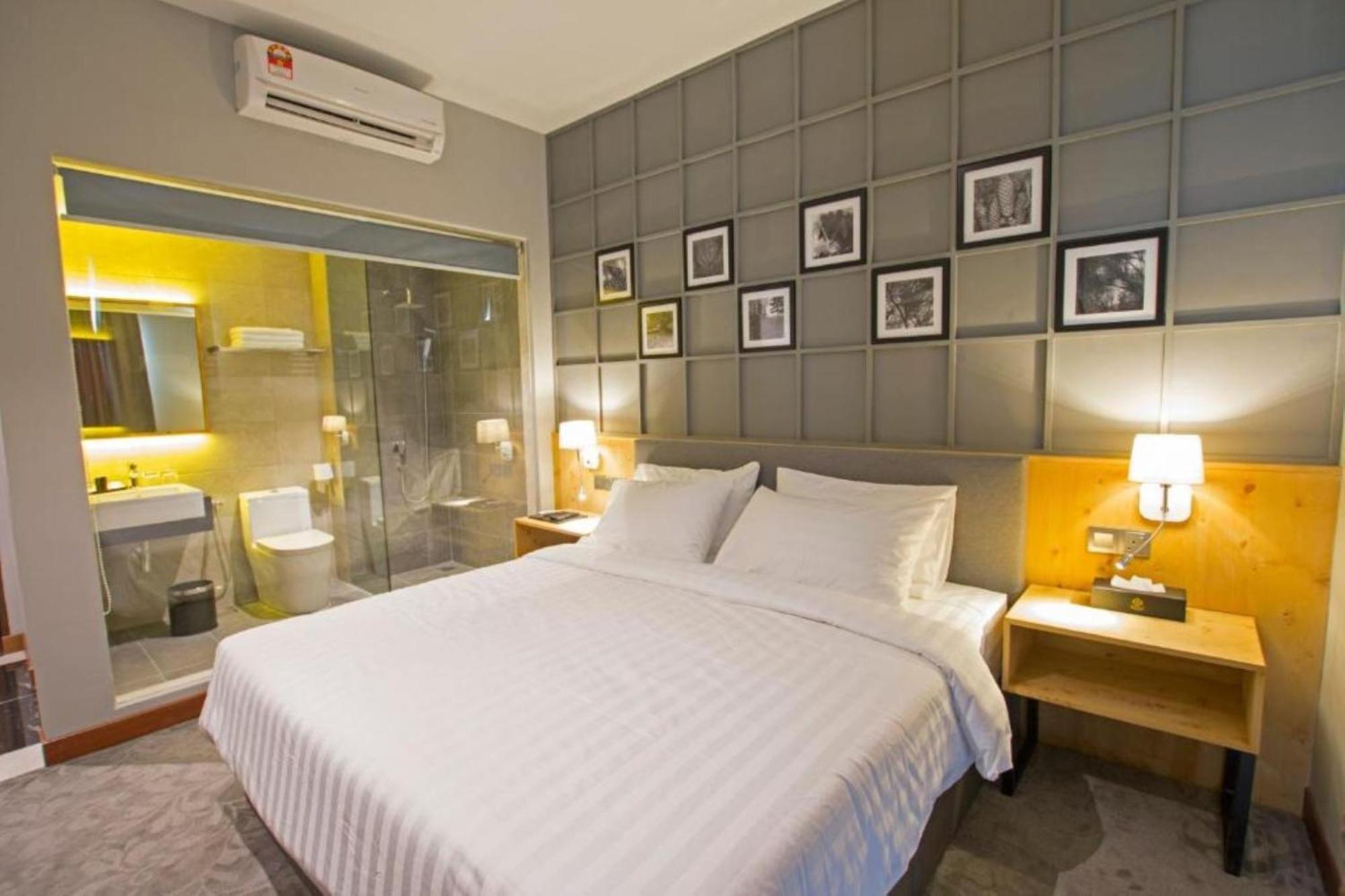 Redpine Boutique Hotel Skudai Esterno foto